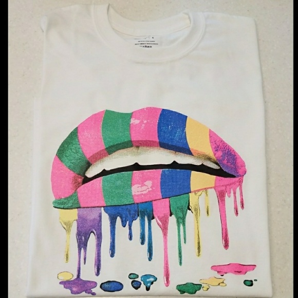 BRAND NEW  "DRIP DRIP COLORFUL LIPS" TEE. - Picture 3 of 6